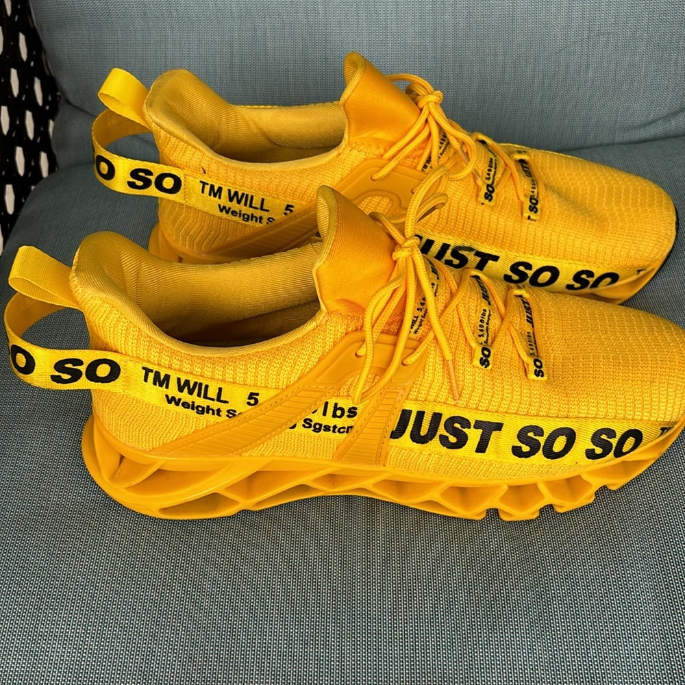 New men’s, Just so so yellow running shoes size 46EU/ 12US